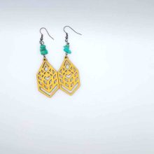 Geometriai mintázatú  fa fülbevaló aranyszínnel